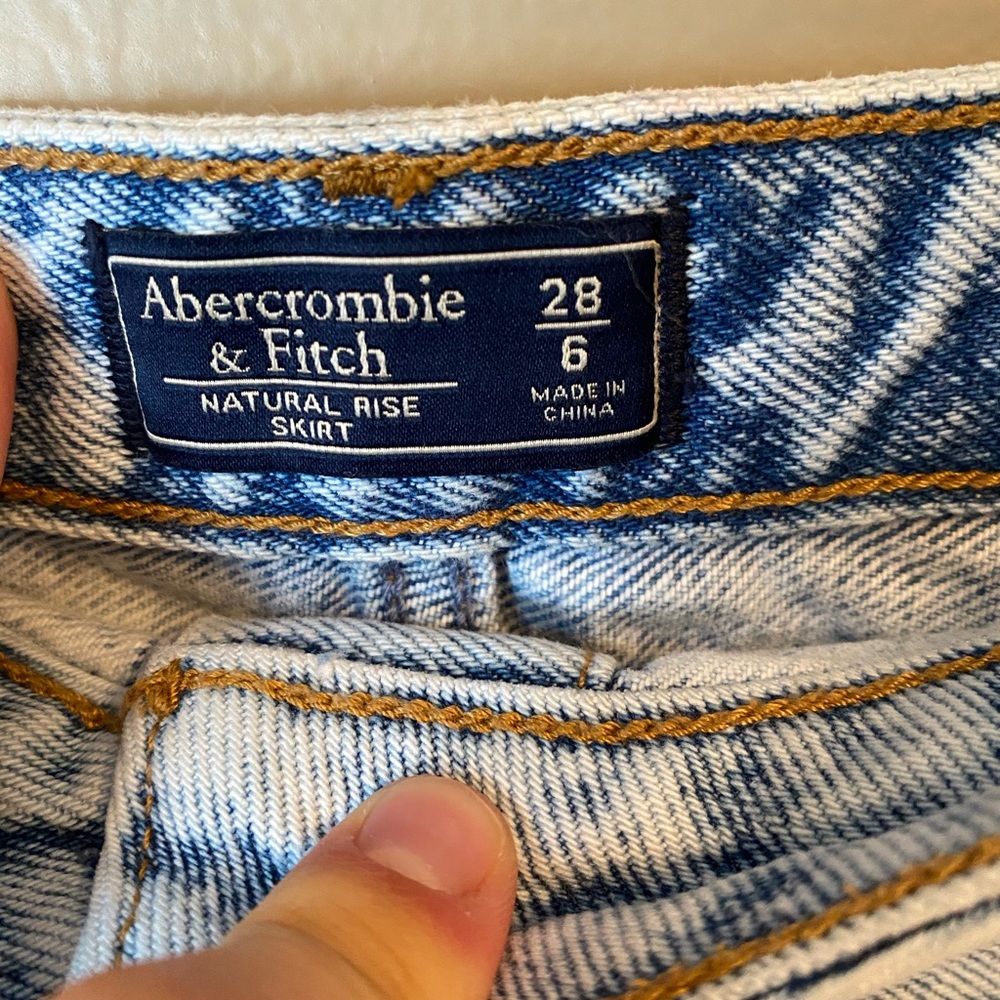 Abercrombie & Fitch High Rise Acid Wash Denim Mini Skirt - Picture 11 of 13